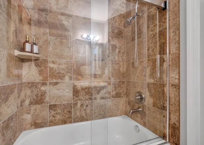 Boho Indian Oasis: 3bd - Pool - Tranquil Retreat * Tallahassee