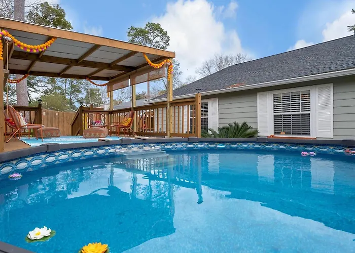 Boho Indian Oasis: 3bd - Pool - Tranquil Retreat *