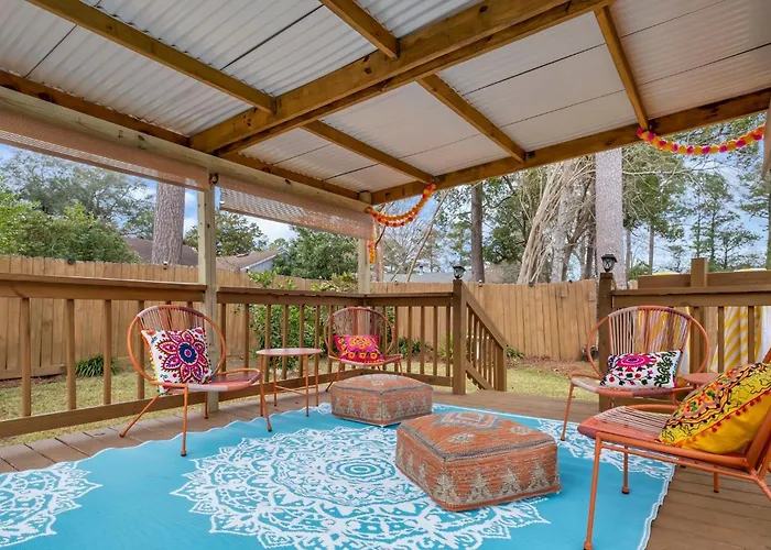 Boho Indian Oasis: 3bd - Pool - Tranquil Retreat Сasa de vacaciones Tallahassee